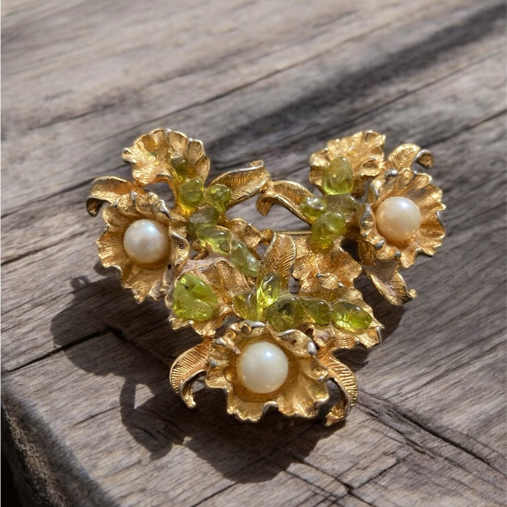 Elegant Vintage Gold Floral Brooch with Pearls and Green Accents